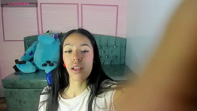 Snapshot of stephania_t chatting on March 2025 10:49:02 AM stephania t online show from March 2025 10:49:02 AM