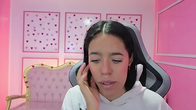 Snapshot of stephania_t chatting on September 2025 11:36:01 AM stephania t online show from September 2025 11:36:01 AM