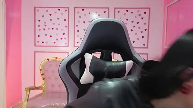 Snapshot of stephania_t chatting on September 2025 11:37:01 AM stephania t online show from September 2025 11:37:01 AM