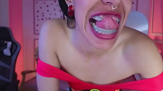 Snapshot of stephania_t chatting on October 2025 02:37:01 PM stephania t online show from October 2025 02:37:01 PM