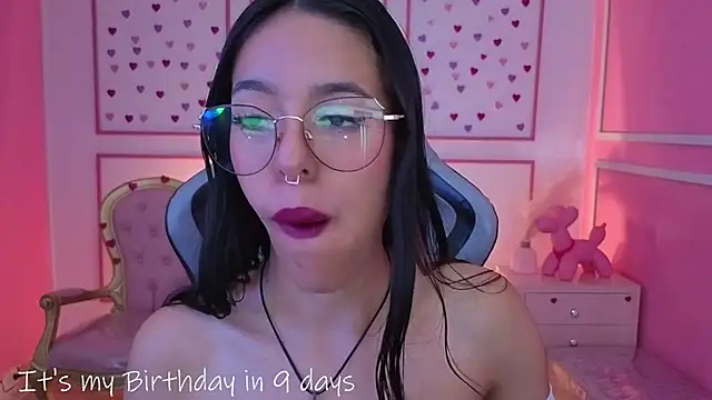 Snapshot of stephania_t chatting on October 2025 12:47:01 PM stephania t online show from October 2025 12:47:01 PM