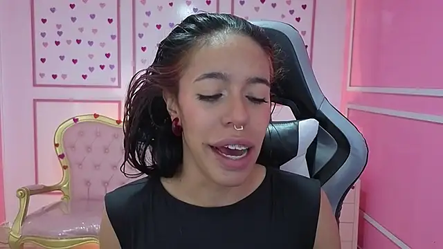 Snapshot of stephania_t chatting on October 2025 11:42:01 AM stephania t online show from October 2025 11:42:01 AM