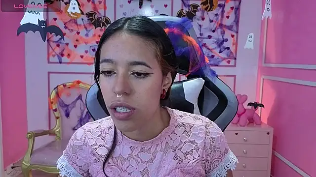 Snapshot of stephania_t chatting on October 2025 12:23:02 PM stephania t online show from October 2025 12:23:02 PM