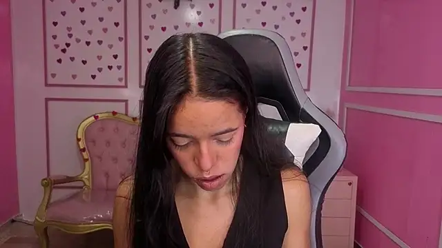 Snapshot of stephania_t chatting on November 2025 12:26:01 PM stephania t online show from November 2025 12:26:01 PM