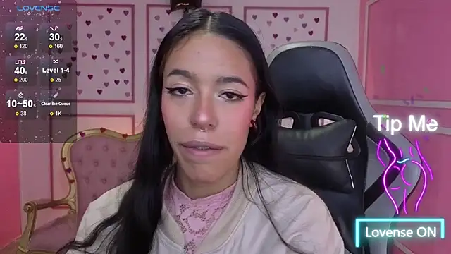 Snapshot of stephania_t chatting on November 2025 12:49:01 PM stephania t online show from November 2025 12:49:01 PM