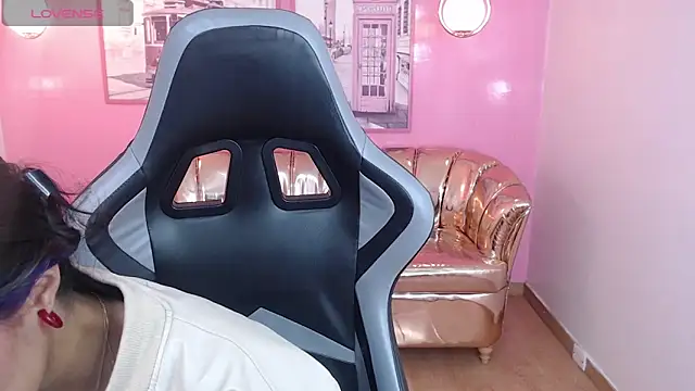 Snapshot of stephania_t chatting on December 2025 12:47:01 PM stephania t online show from December 2025 12:47:01 PM