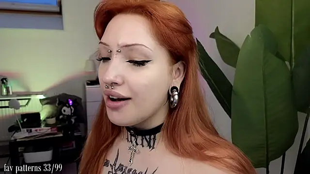 violetviolator online show from March 2025 04:49:02 AM