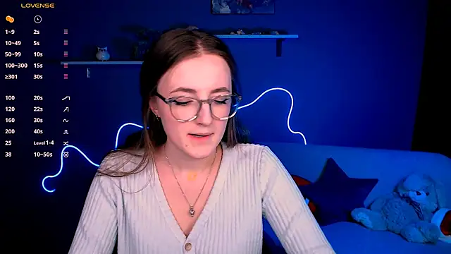 luna berryy online show from February 2025 08:29:02 PM