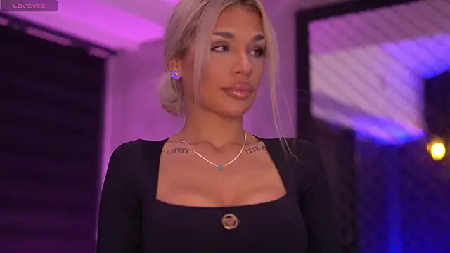 Snapshot of Candy_Ivy chatting on October 2025 05:47:01 PM Candy Ivy online show from October 2025 05:47:01 PM