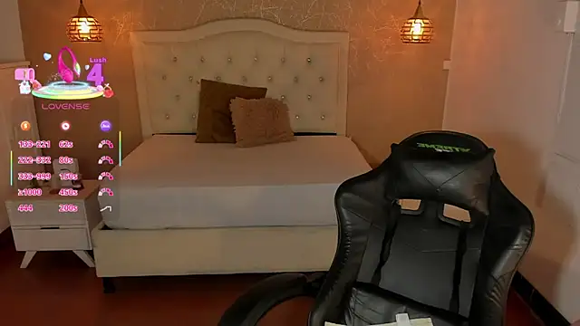 Snapshot of Eva_abc chatting on November 2025 07:03:01 PM Eva abc online show from November 2025 07:03:01 PM