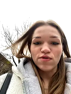 Snapshot of KitteCat chatting on October 2025 12:44:02 PM KitteCat online show from October 2025 12:44:02 PM