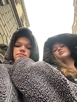 Snapshot of KitteCat chatting on November 2025 08:02:01 AM KitteCat online show from November 2025 08:02:01 AM