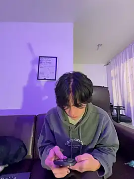 Snapshot of Ne0nn chatting on December 2024 08:08:02 AM Ne0nn online show from December 2024 08:08:02 AM