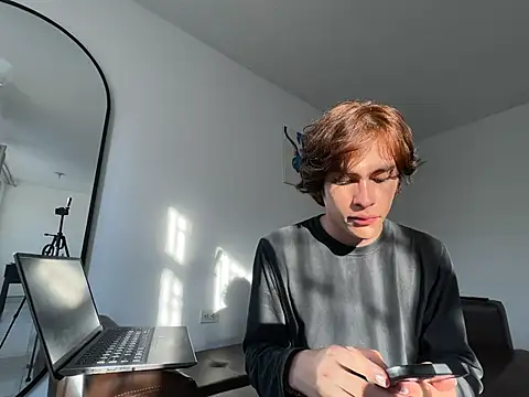 Snapshot of Ne0nn chatting on January 2025 09:51:01 PM Ne0nn online show from January 2025 09:51:01 PM