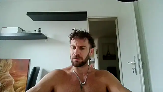 alpha-hunk online show from September 2025 07:44:02 AM