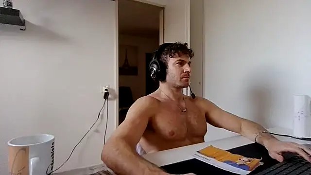 alpha-hunk online show from January 2026 01:16:02 PM