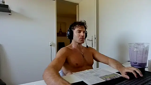 Snapshot of alpha-hunk chatting on April 2026 10:18:01 AM alpha-hunk online show from April 2026 10:18:01 AM