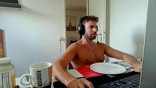 Snapshot of alpha-hunk chatting on June 2026 09:26:02 AM alpha-hunk online show from June 2026 09:26:02 AM