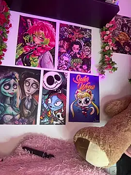 ariiel  online show from November 2025 04:51:01 PM