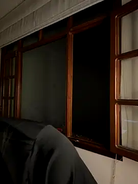 aurora divine online show from October 2025 11:47:02 PM