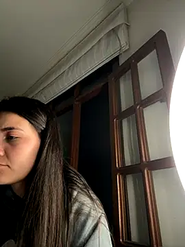 aurora divine online show from October 2025 11:06:02 PM