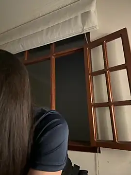 aurora divine online show from November 2025 11:48:01 PM