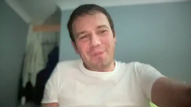 Snapshot of GotItGoin chatting on September 2025 09:36:02 PM GotItGoin online show from September 2025 09:36:02 PM