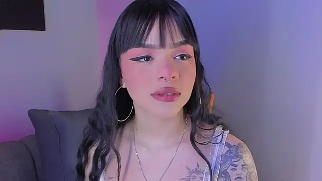 Snapshot of maddy_walker chatting on January 2025 09:09:02 PM maddy walker online show from January 2025 09:09:02 PM