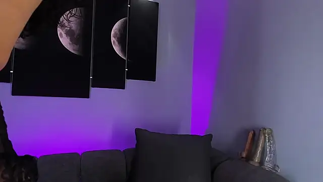 Snapshot of maddy_walker chatting on January 2025 08:32:01 PM maddy walker online show from January 2025 08:32:01 PM