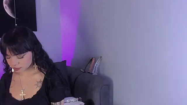 Snapshot of maddy_walker chatting on February 2025 08:08:02 PM maddy walker online show from February 2025 08:08:02 PM