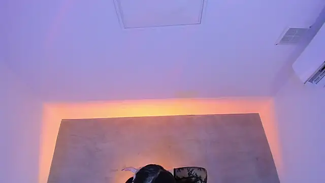 Snapshot of maddy_walker chatting on September 2025 08:14:01 PM maddy walker online show from September 2025 08:14:01 PM