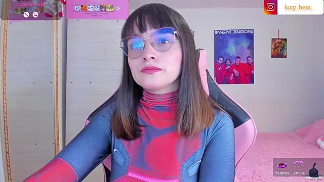 Lucyy-hess online show from April 2026 06:55:01 PM