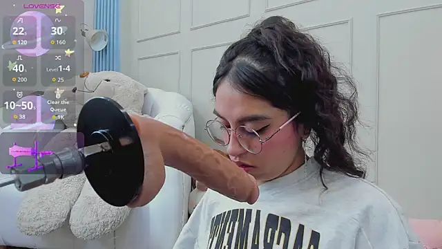 Snapshot of MadyJackson chatting on September 2025 11:55:01 AM MadyJackson online show from September 2025 11:55:01 AM