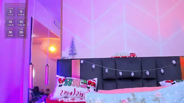 Snapshot of MadyJackson chatting on December 2025 11:30:02 AM MadyJackson online show from December 2025 11:30:02 AM