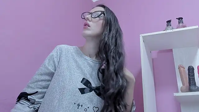 Snapshot of LolaBoobs chatting on November 2025 05:13:02 AM LolaBoobs online show from November 2025 05:13:02 AM