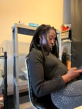 choclatepeaach online show from November 2025 09:04:01 PM