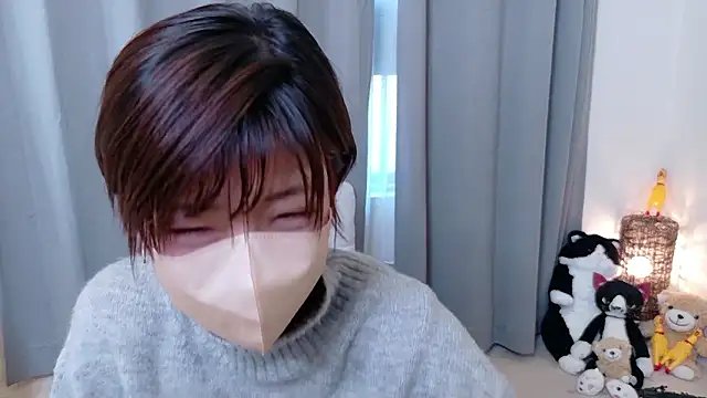 Snapshot of Risa_06 chatting on February 2026 05:37:01 AM Risa 06 online show from February 2026 05:37:01 AM