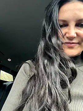 -OLYA- online show from November 2025 02:26:01 PM