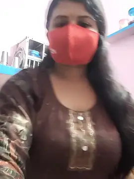 Snapshot of Dr_Chhaya chatting on January 2026 04:53:01 PM Dr Chhaya online show from January 2026 04:53:01 PM