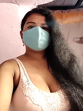 Snapshot of Dr_Chhaya chatting on February 2026 05:30:01 PM Dr Chhaya online show from February 2026 05:30:01 PM