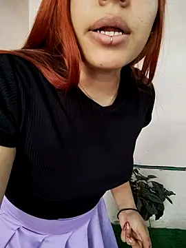 Caro kitty- online show from March 2025 04:34:02 PM