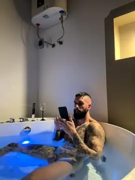 Gioeltoro89 online show from October 2025 07:01:02 PM