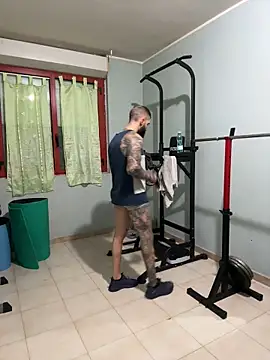 Gioeltoro89 online show from December 2025 04:57:01 PM