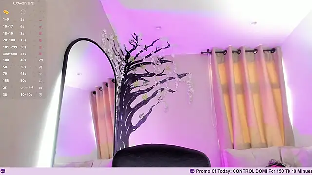 ebbafernandez  online show from May 2026 12:12:02 PM