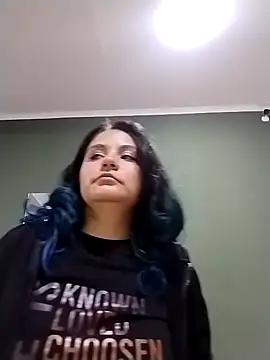 gigiqueen 18 online show from April 2026 06:02:02 AM