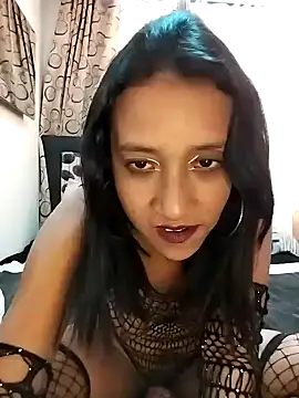 Snapshot of cami_victoria chatting on December 2024 05:45:02 PM cami victoria online show from December 2024 05:45:02 PM