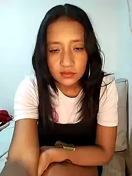 Snapshot of cami_victoria chatting on March 2025 07:06:02 PM cami victoria online show from March 2025 07:06:02 PM