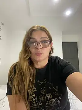 AntonellaAlondra4 online show from January 2025 01:37:02 AM