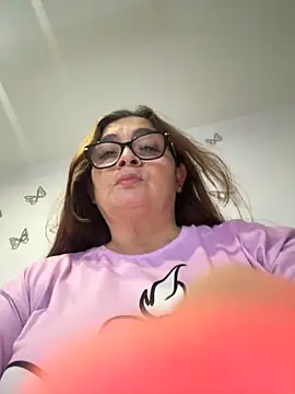 Snapshot of AntonellaAlondra4 chatting on June 2026 03:27:02 AM AntonellaAlondra4 online show from June 2026 03:27:02 AM
