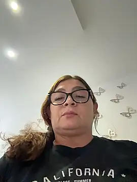 Snapshot of AntonellaAlondra4 chatting on July 2026 09:42:02 PM AntonellaAlondra4 online show from July 2026 09:42:02 PM